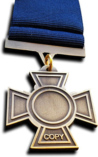 Military Medal Victoria Cross Royal Navy WW1 Medal with Blue Ribbon 1918 Naval Replica