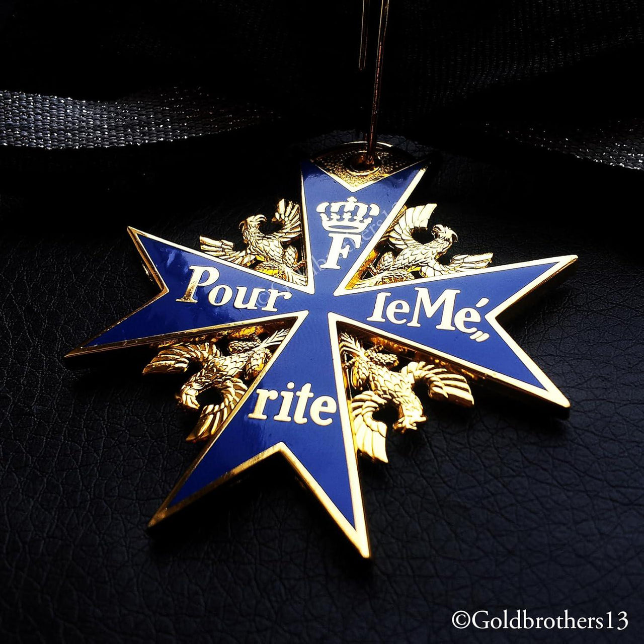 Pour Le Merite 24k Gold Plated Cross Medal Blue Max Highest Honor Award + Gold leaf badge New version Replica