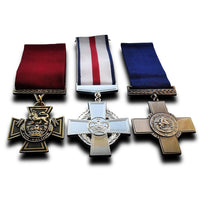 Military medals Set France Victoria Cross - Conspicuous Gallantry Cross - George Cross Replica