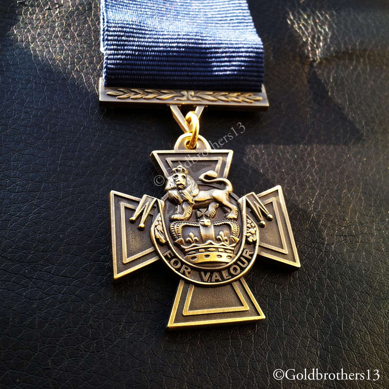 Victoria Cross Royal Navy WW1 British Medal with Blue Ribbon 1918 Naval Repro
