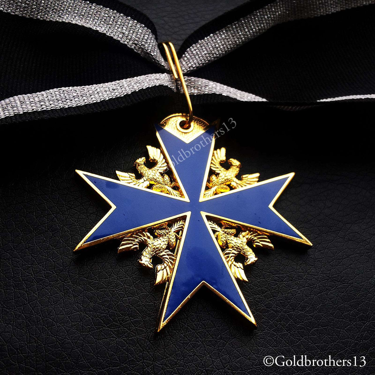 German medals blue max cross